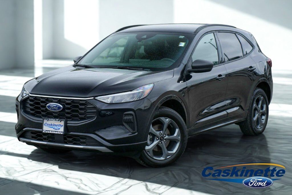 2024 FORD Escape