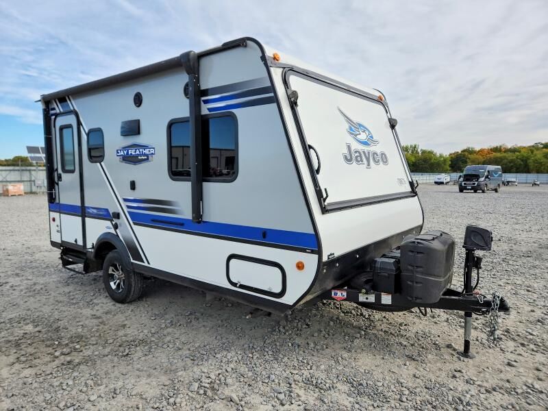 2018 JAYCO Hybrid Trailer