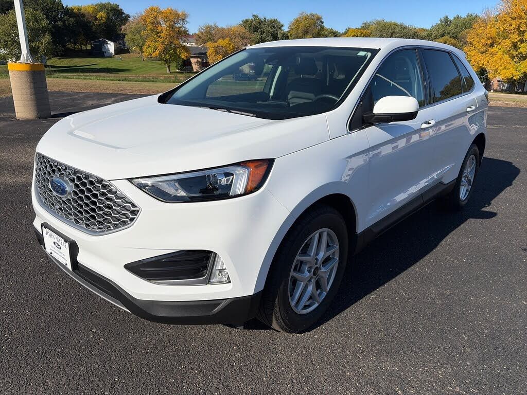 2024 FORD Edge