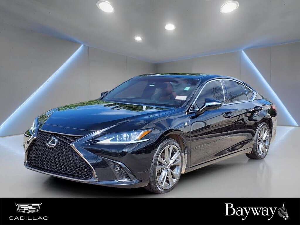 2020 LEXUS ES