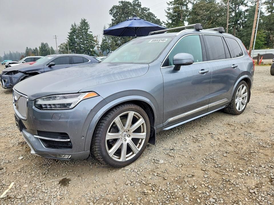 2016 VOLVO XC90