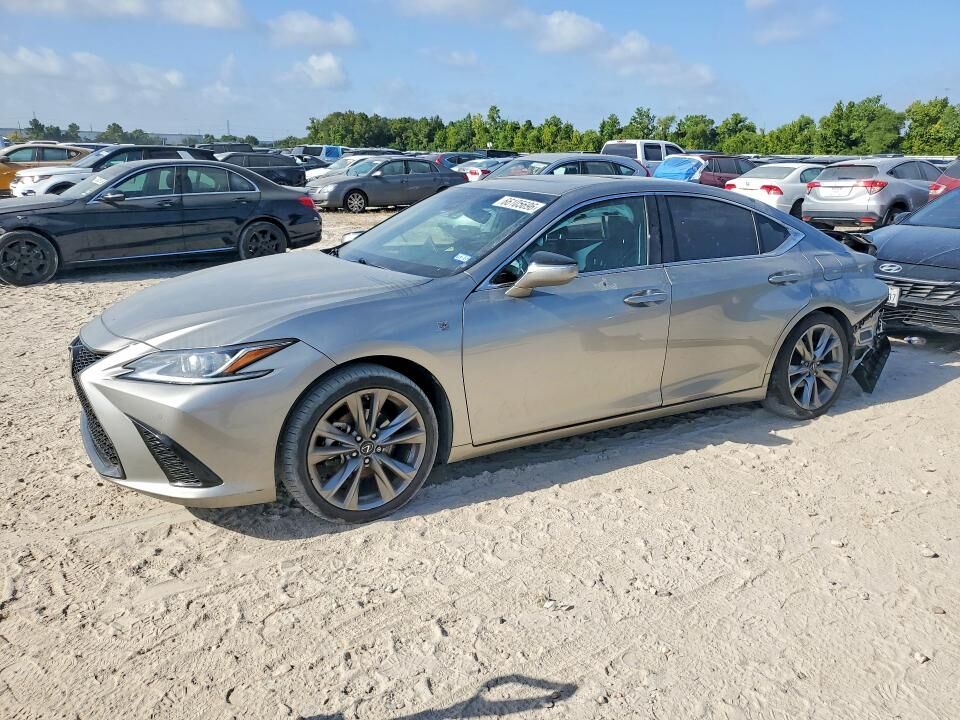 2020 LEXUS ES