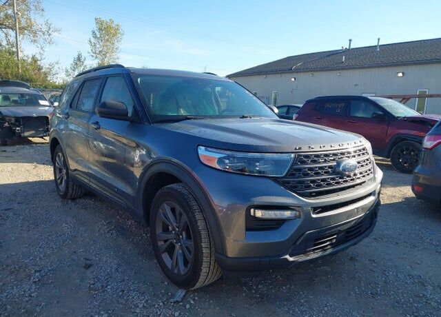 2021 FORD Explorer