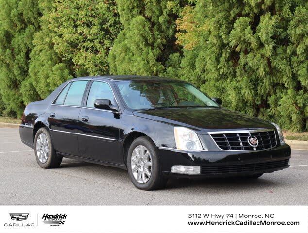 2011 CADILLAC DTS