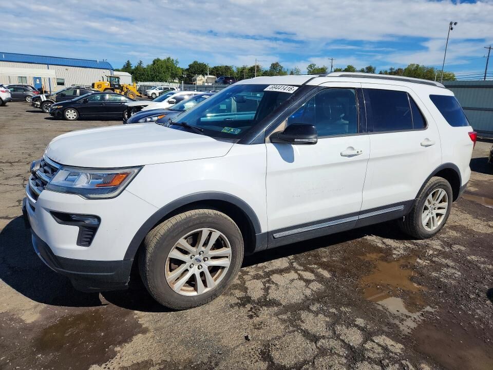 2018 FORD Explorer