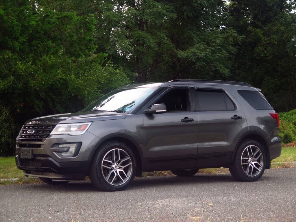 2016 FORD Explorer