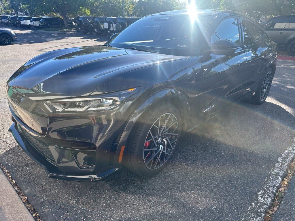2022 FORD Mach-E