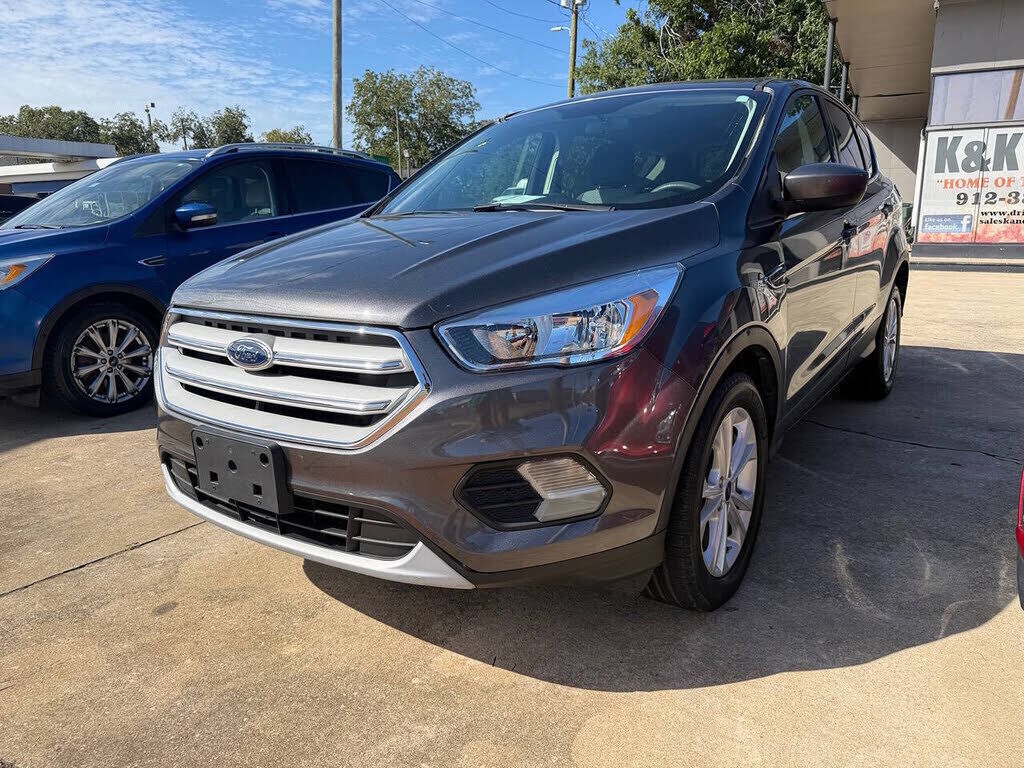2017 FORD Escape