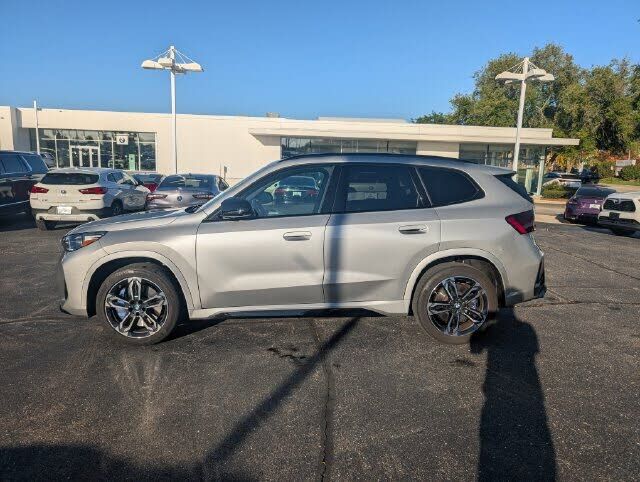 2024 BMW X1