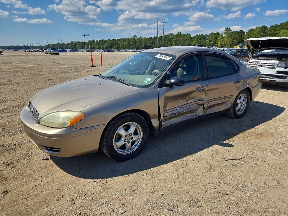 2004 FORD Taurus