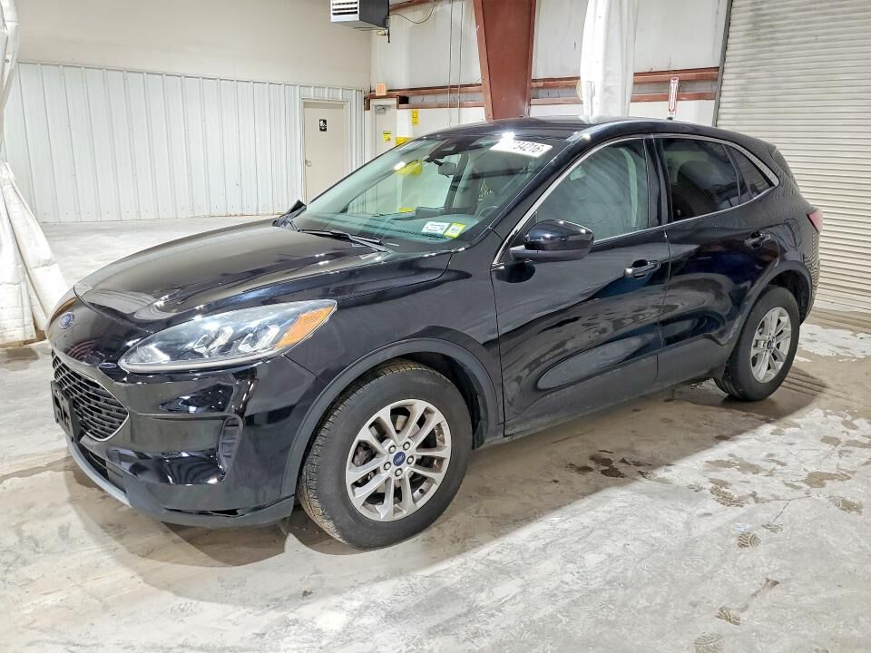 2021 FORD Escape