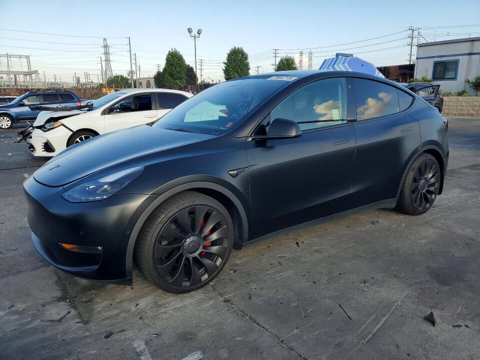 2022 TESLA Model Y
