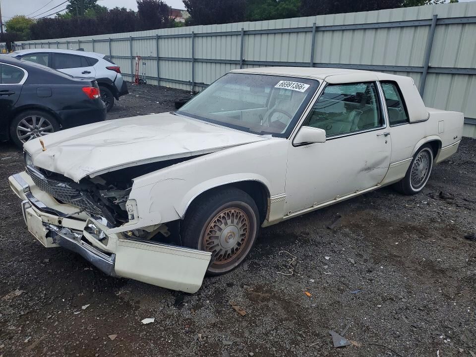 1990 CADILLAC Deville