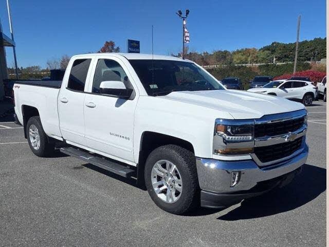 2018 CHEVROLET Silverado
