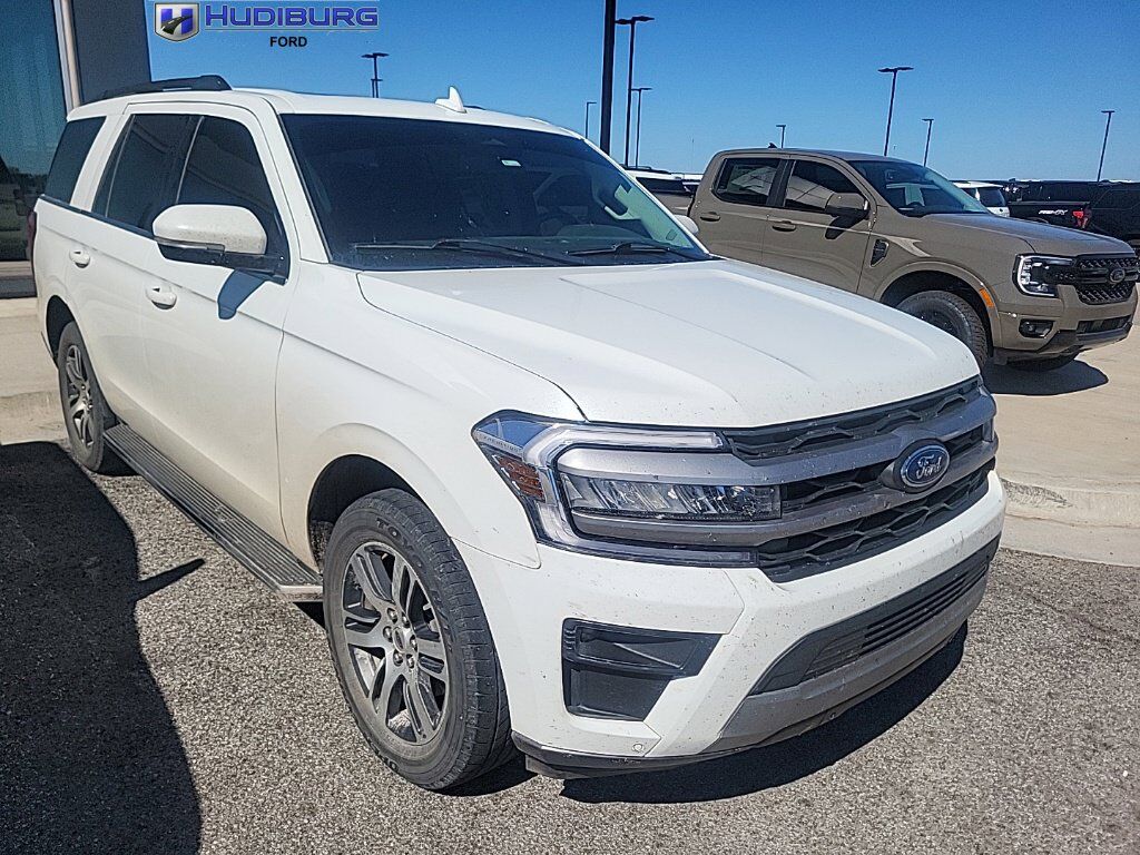 2022 FORD Expedition
