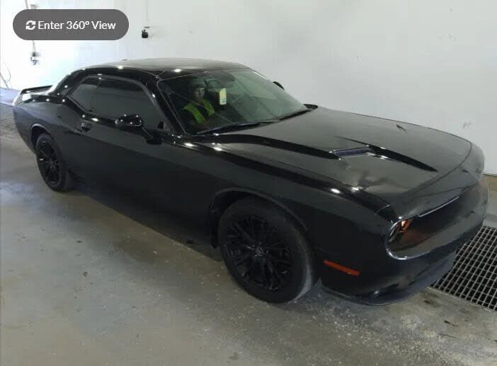 2017 DODGE Challenger