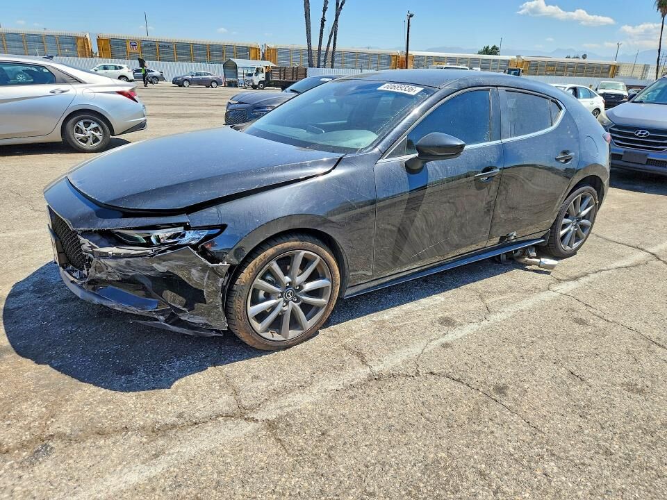 2023 MAZDA Mazda3