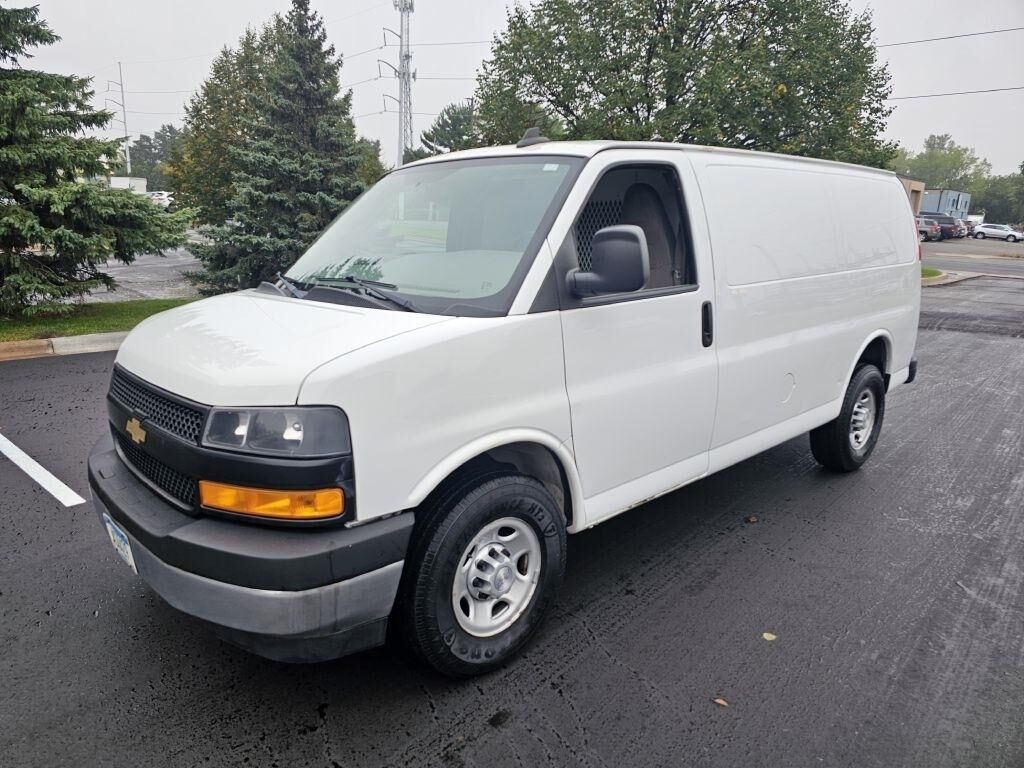 2019 CHEVROLET Express