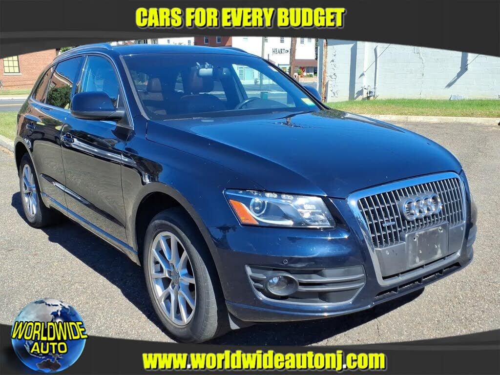 2011 AUDI Q5