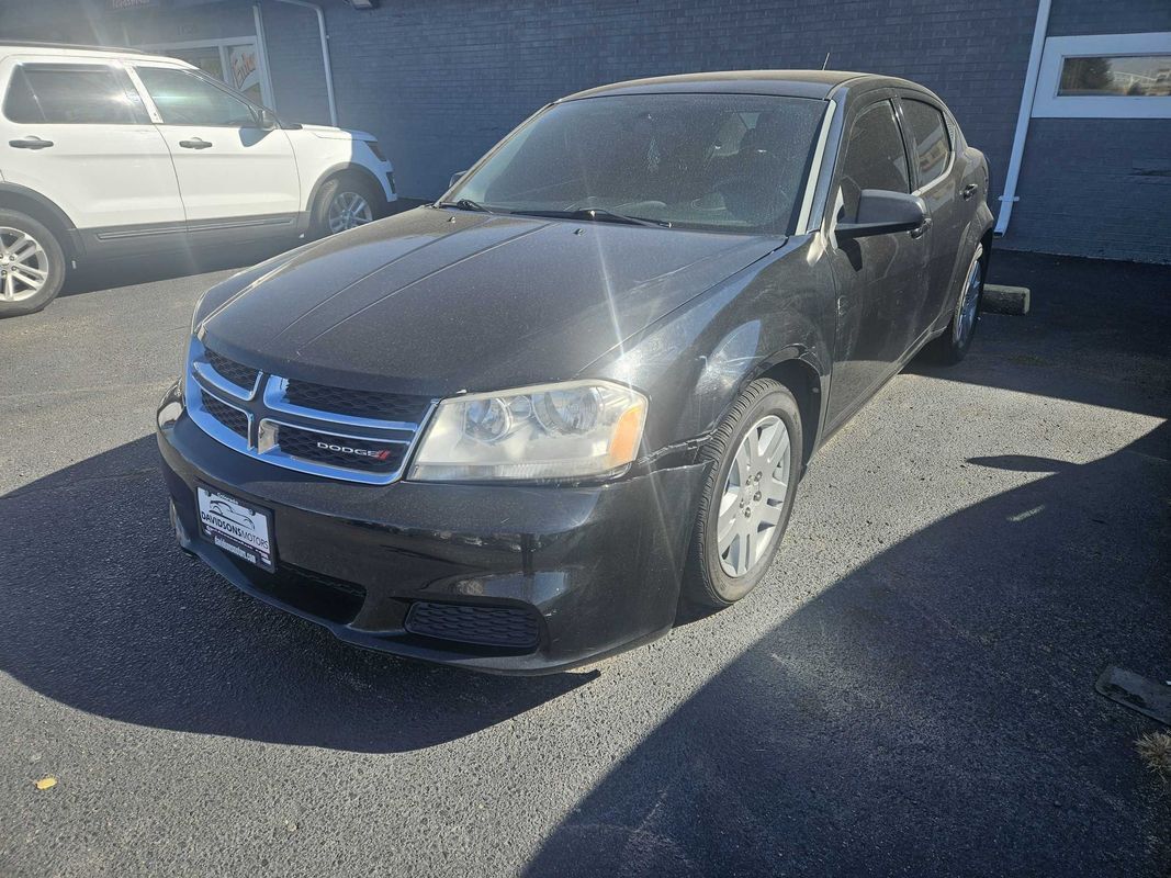 2013 DODGE Avenger