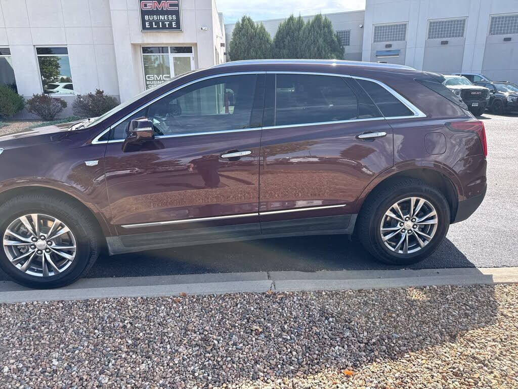 2022 CADILLAC XT5