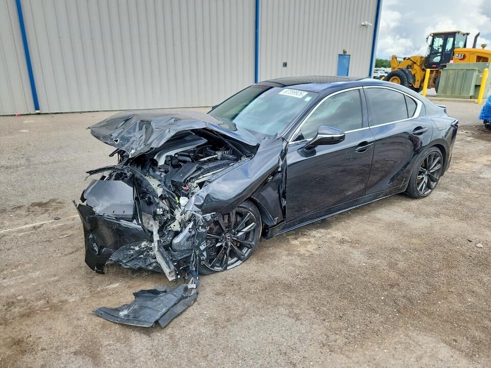 2025 LEXUS IS