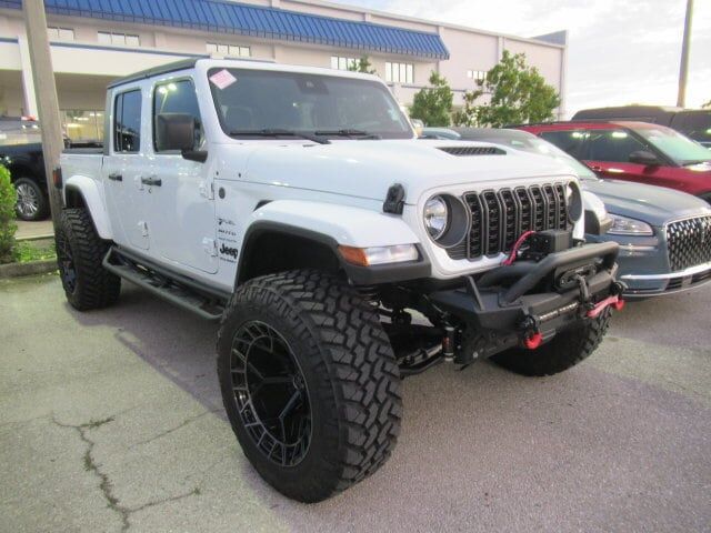 2025 JEEP Gladiator