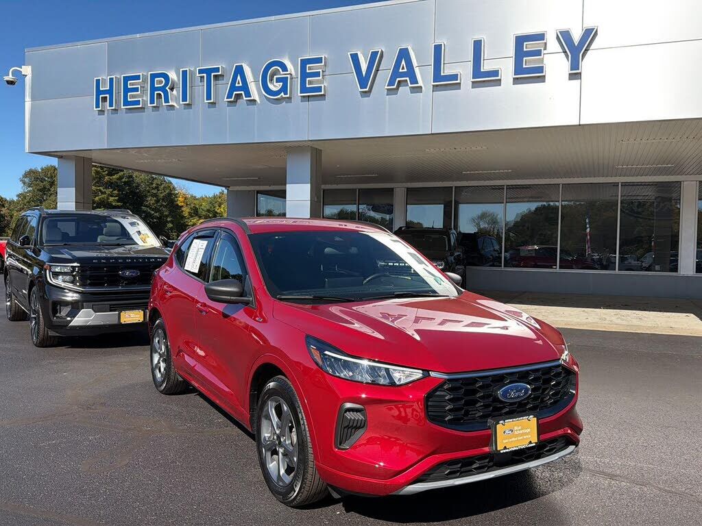 2023 FORD Escape
