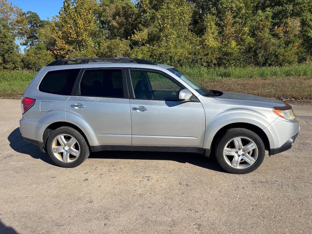 2009 SUBARU Forester