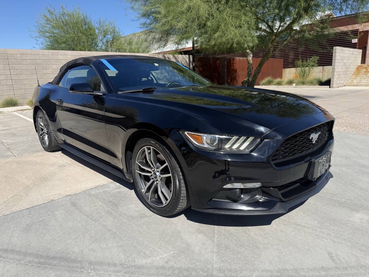 2017 FORD Mustang