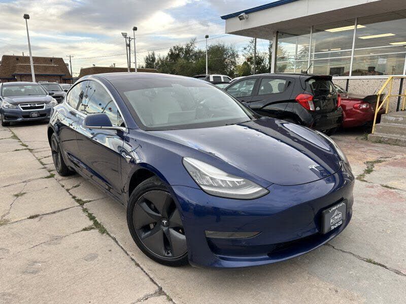 2018 TESLA Model 3