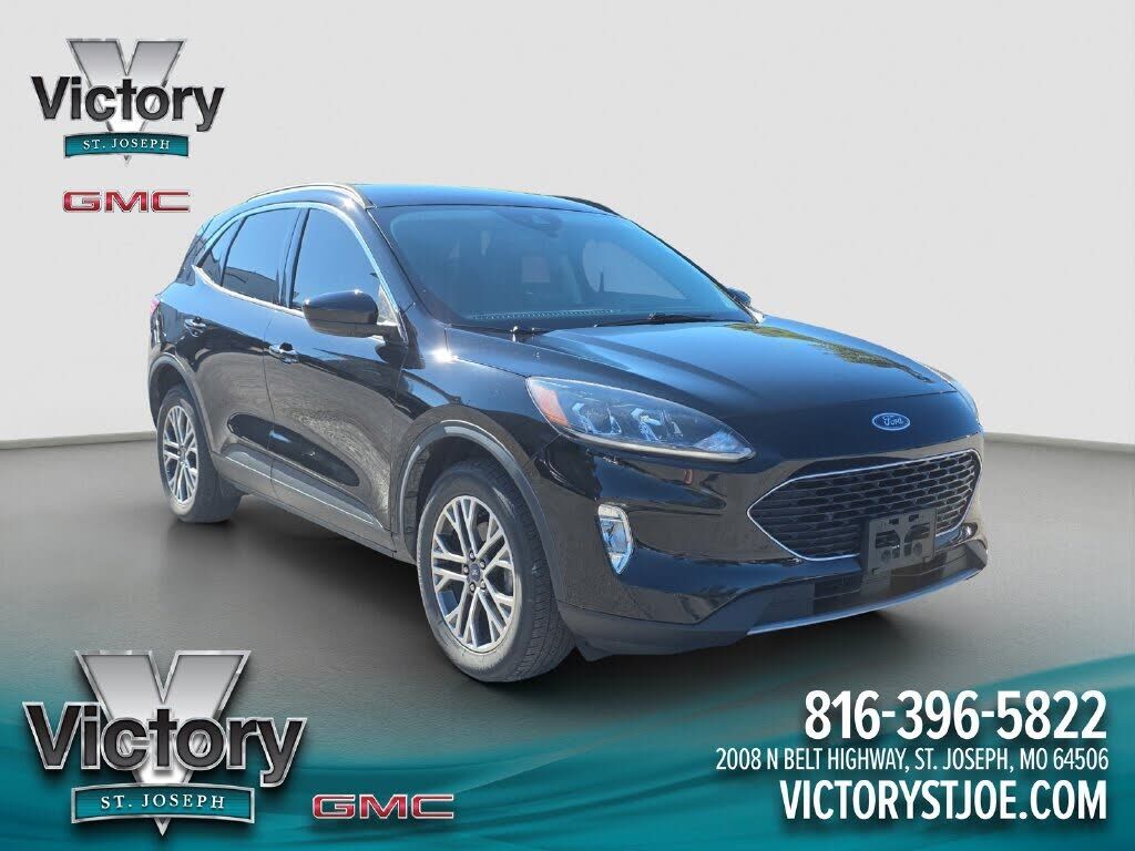 2022 FORD Escape
