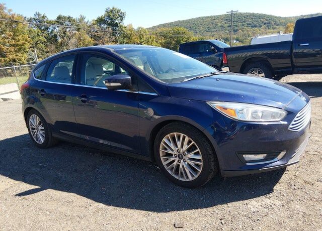 2016 FORD Focus