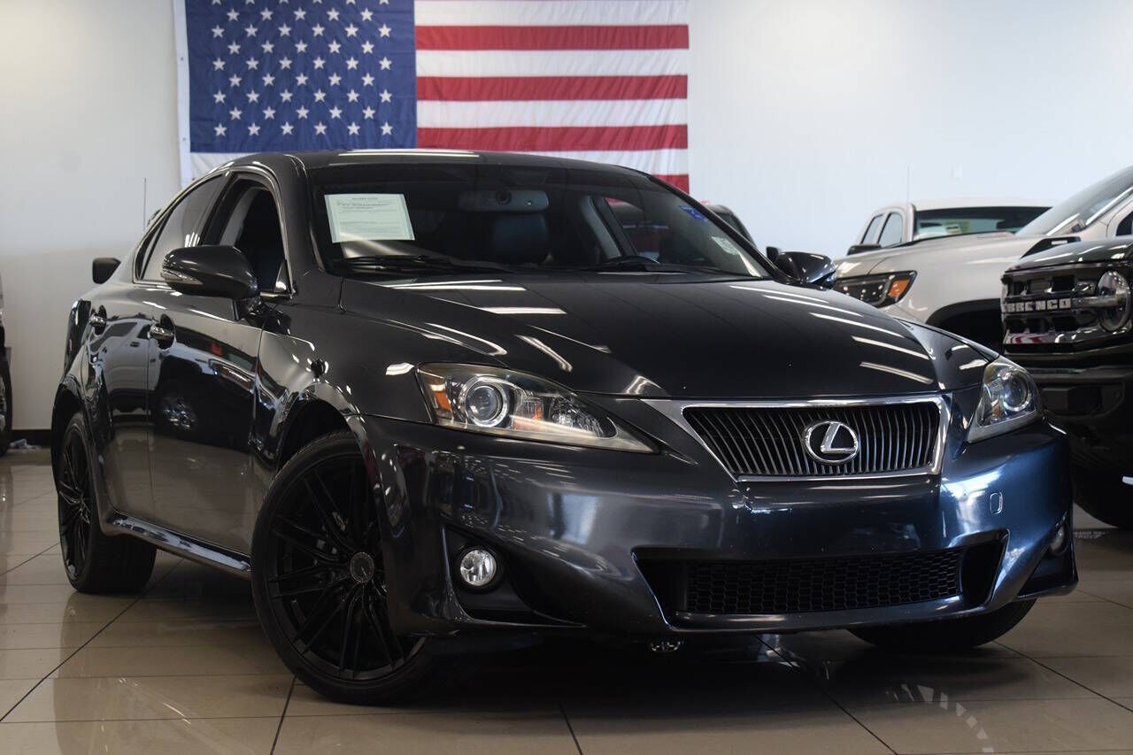 2011 LEXUS IS