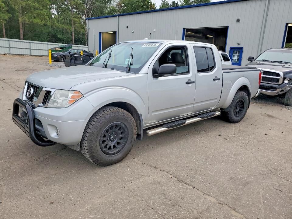 2014 NISSAN Frontier