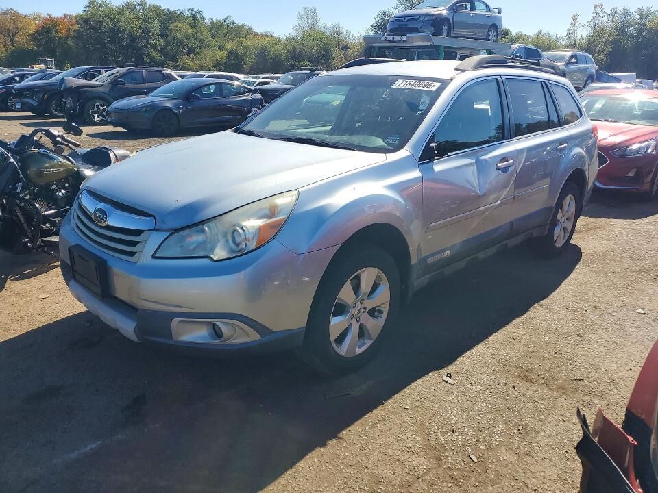 2012 SUBARU Outback