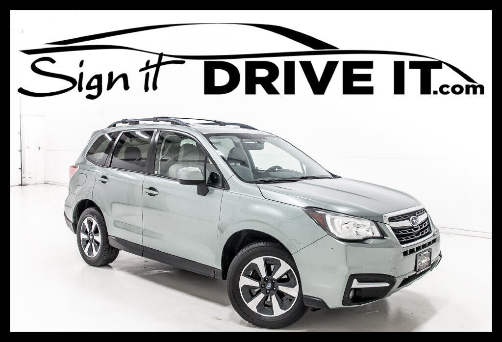 2017 SUBARU Forester