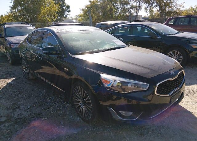 2014 KIA Cadenza