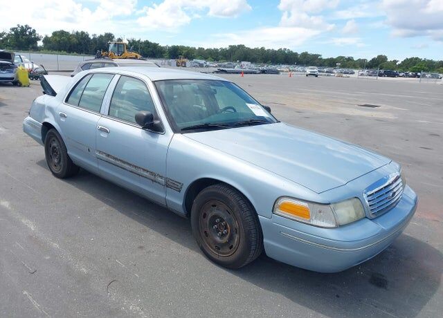 2003 FORD Crown Victoria