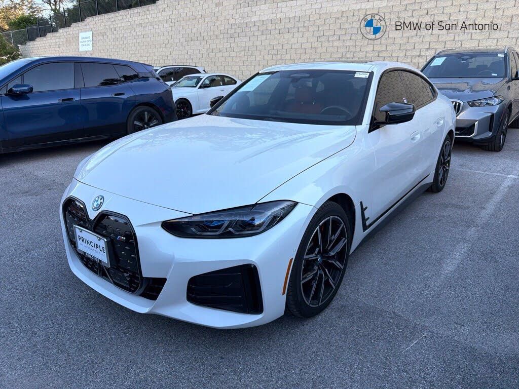 2024 BMW i4