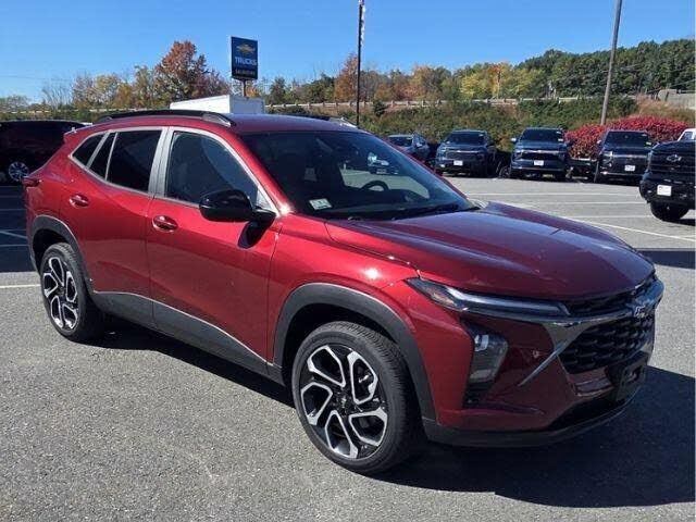 2024 CHEVROLET Trax