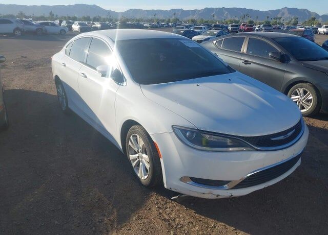 2015 CHRYSLER 200