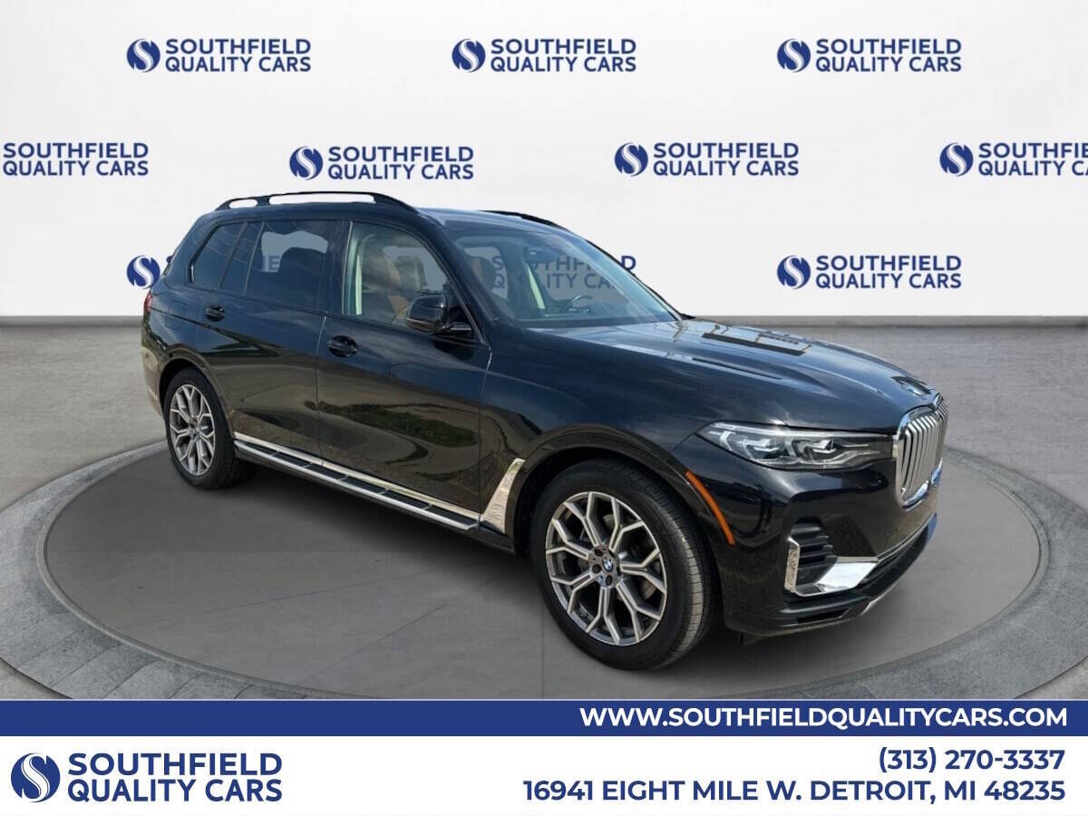 2021 BMW X7