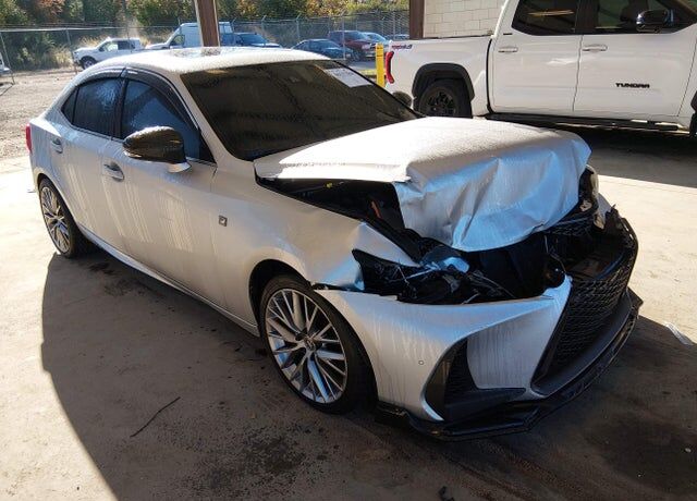 2019 LEXUS IS