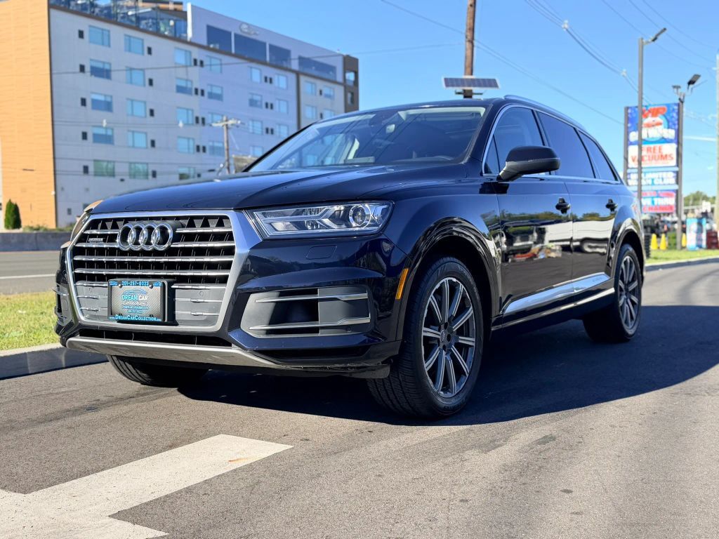 2017 AUDI Q7