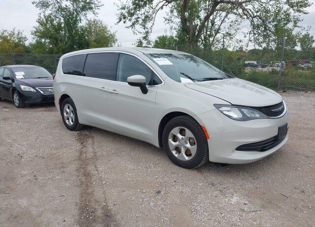 2017 CHRYSLER Pacifica