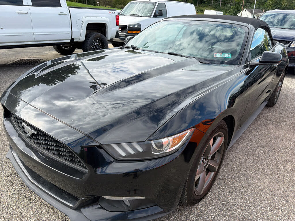 2017 FORD Mustang