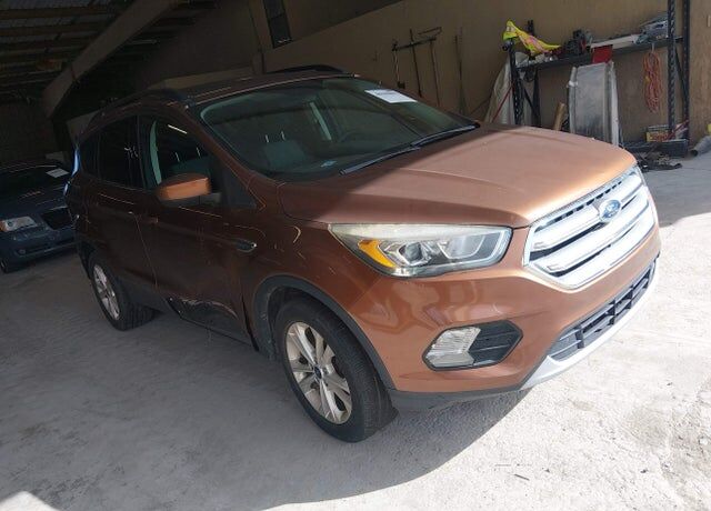 2017 FORD Escape