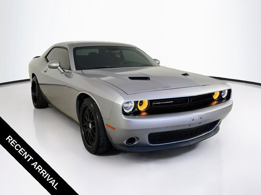 2016 DODGE Challenger