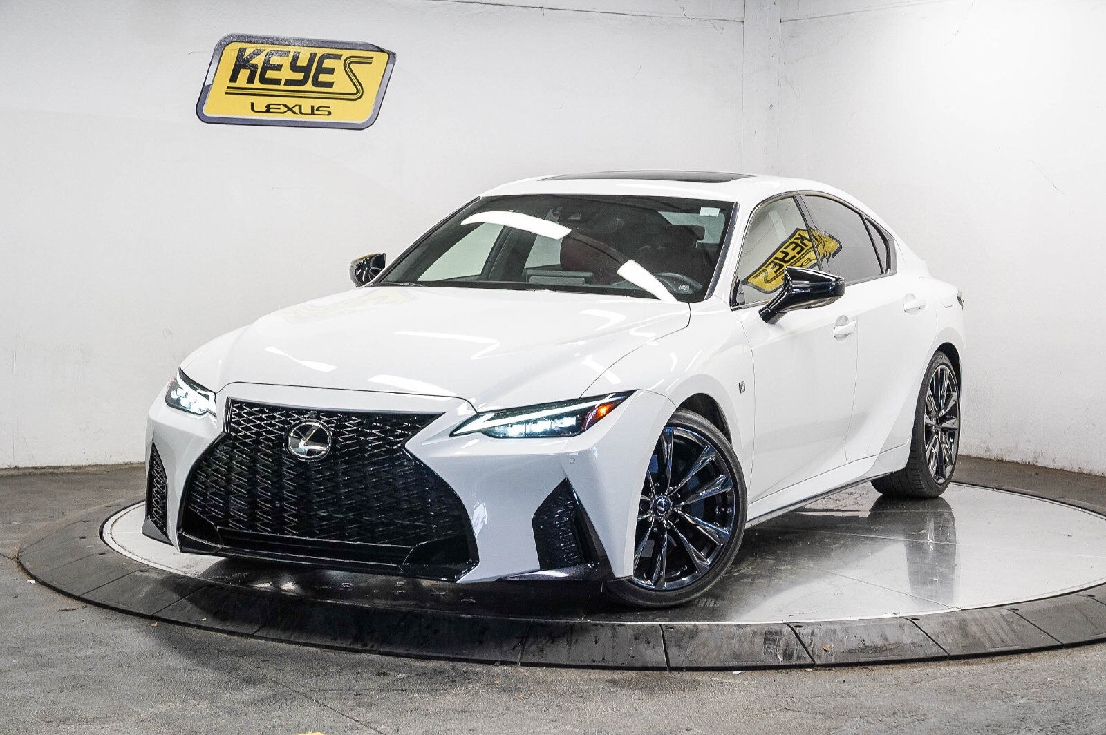 2025 LEXUS IS